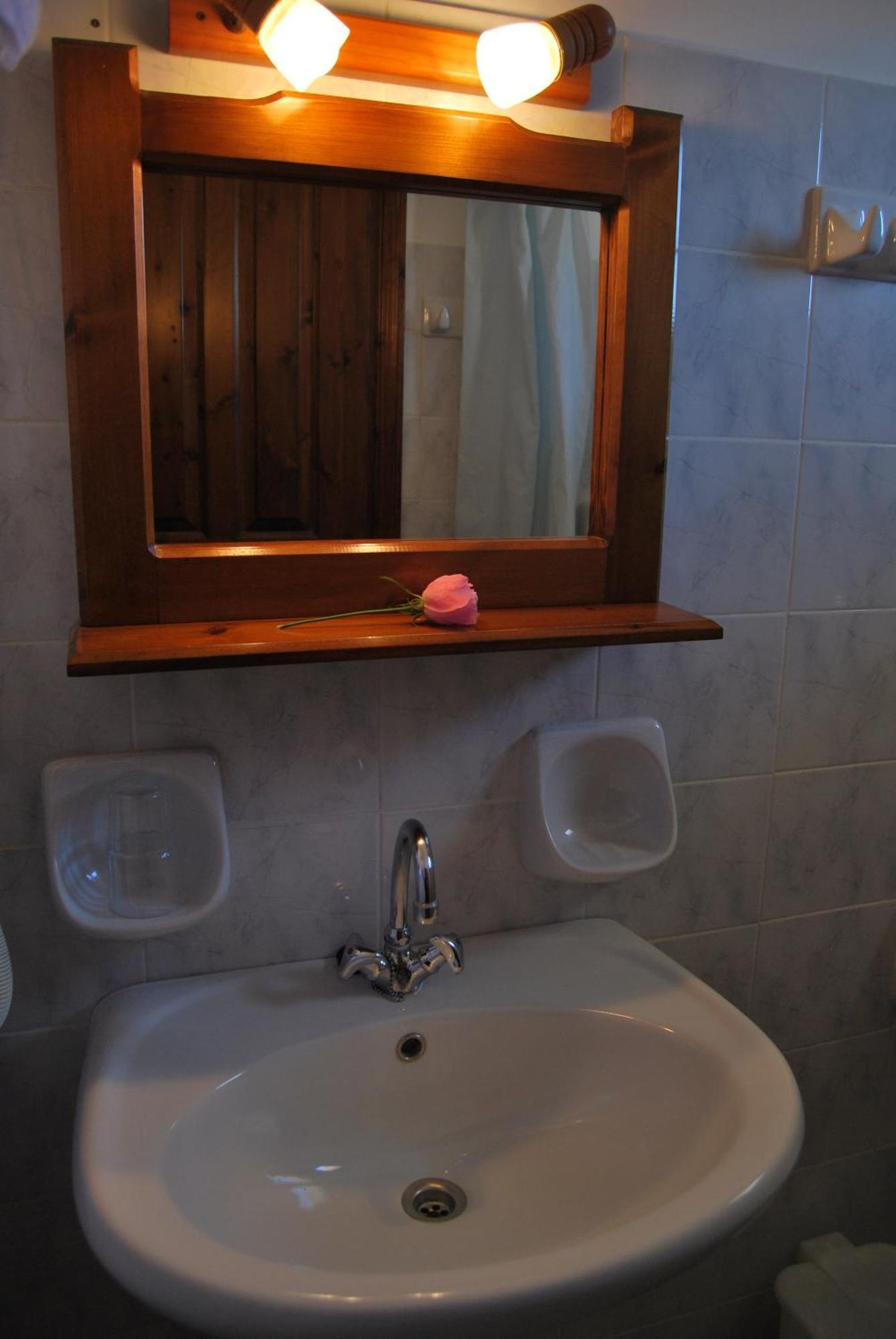 Rizoma Guesthouse Mikrón Khoríon Екстериор снимка