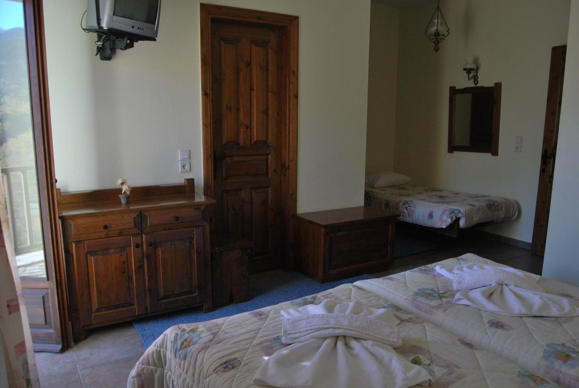 Rizoma Guesthouse Mikrón Khoríon Екстериор снимка