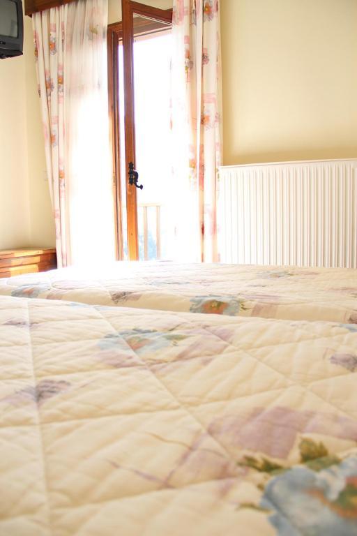 Rizoma Guesthouse Mikrón Khoríon Екстериор снимка